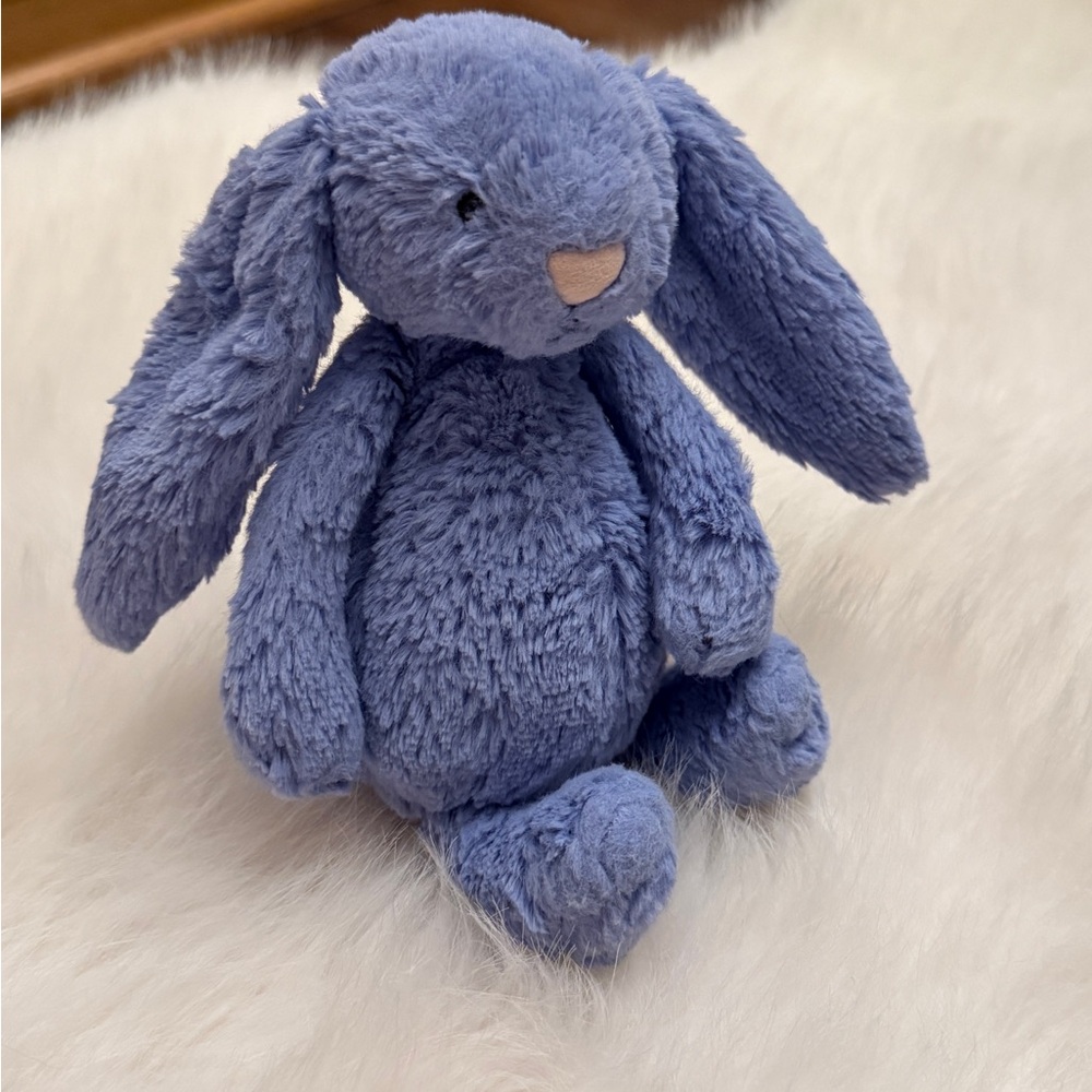 Jellycat London 8” Bashful Bluebell Bunny